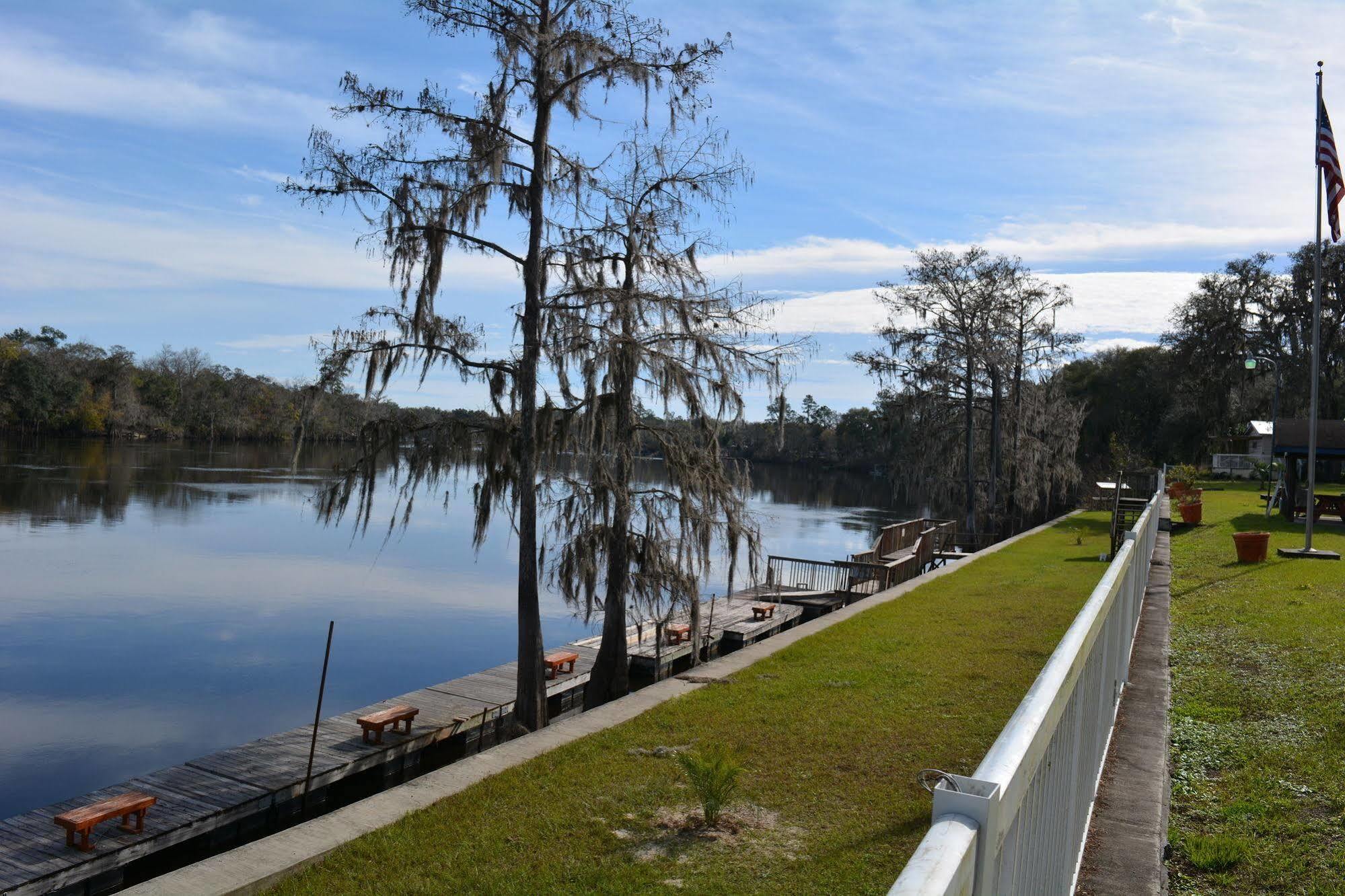 Suwannee Gables Otel Old Town Dış mekan fotoğraf
